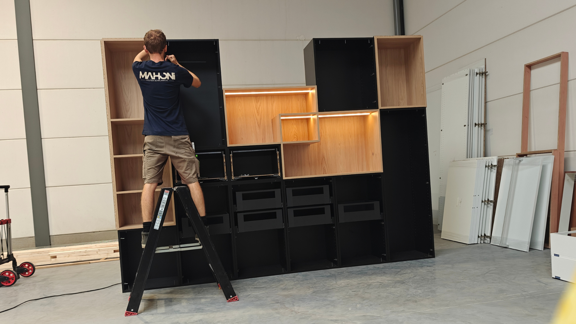 Over Mahoni Schrijnwerk op maat